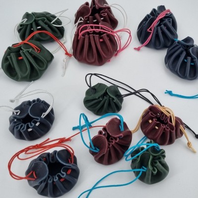 Petites bourses en cuir  Porte-monnaie & Bourses