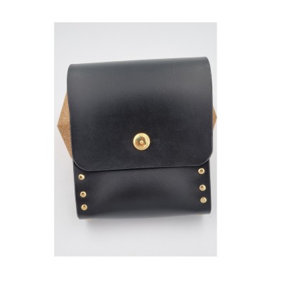 Sac à Main en Cuir - Légèreté et Élégance Artisanale Noir et doré  Pochettes & Besaces