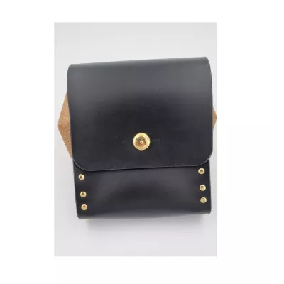 Sac à Main en Cuir - Légèreté et Élégance Artisanale Noir et doré Pochettes & Besaces